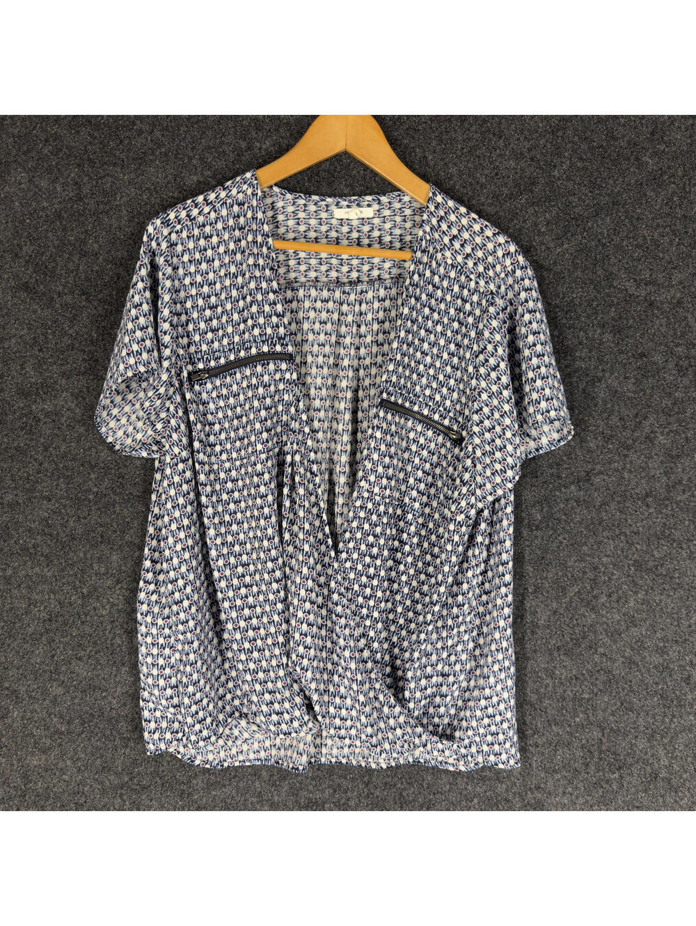 Maurices Blouse Women 2 Blue Floral V-Neck Short Sleeve Pockets Casual Stretch